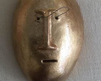 Gold Lennington Pottery Mask https://ctbids.com/#!/description/share/310062