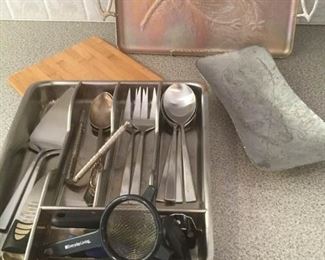 Kitchen Necessities https://ctbids.com/#!/description/share/310050