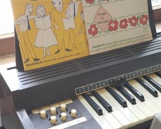 Vintage organ