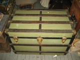 FLAT TOP TRUNK , PAINTED GREEN , 22X32X19 INCHES, WITH THE INSERT
