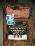 VINTAGE ACCORDION , LO DUCA BROTHERS OF MILWAUKEE WI, THE MYRTLE , IN WORKING CONDITION, TESTED, IN THE ORIGINAL HARD CASE , WITH A MUSIC BOOK