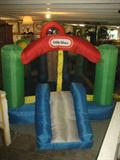 Little Tikes Blow up Bouncing Castle