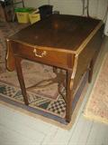 Councill Craftsmen Pembrooke Table