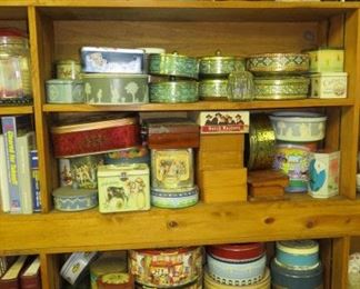 VARIETY VINTAGE TINS