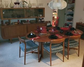 Mid Century Modern Mobler Teak Dining Table & 6 Chairs