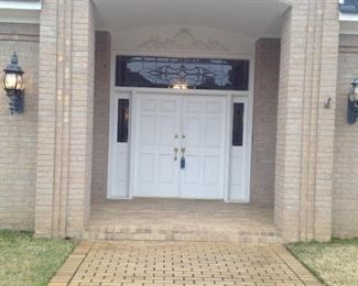 We'll leave the lights on for you! We look forward to seeing you January 23, 24, 25 in Hollytree!