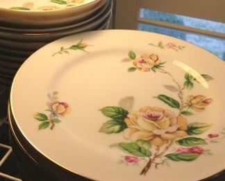 Lynmore fine china "Golden Rose"