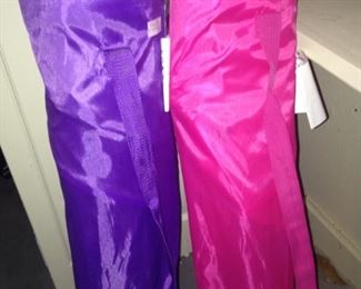 Folding chairs with bags