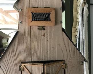 Large barn birdhouse