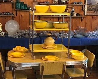 Vintage cart w/Pyrex bowls