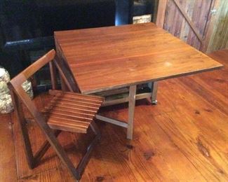 Gateleg Table, Drop Leaf, Chairs Store Inside Table