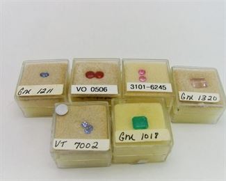 LOT 281c: Large Selection of fine Loose Faceted Gemstones 
