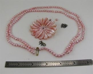 LOT 178: Ladies Designer Pearls and MOP Necklace and Pendant - broken strand
