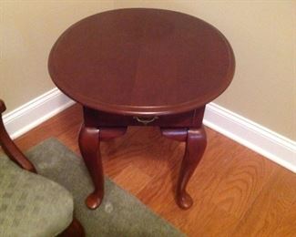 End tables 