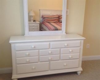 Bedroom Dresser Set