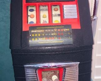 totally refurbished quarter slot machine by Mills