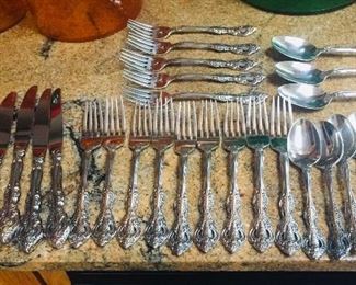 nice collection of stainless Michelangelo flatware