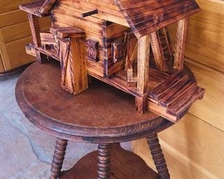 Cajun style wooden model