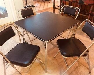 1960s Mint condition Samsonite  card table and 4 chairs