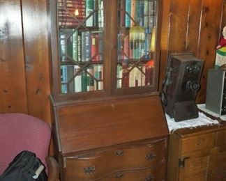 Secretary desk