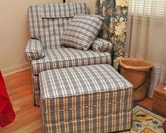 Comfy chair and ottoman