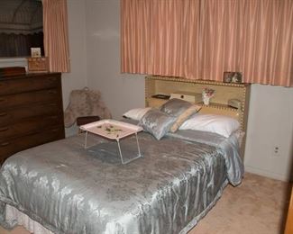 Beautiful Bedspread and Pillow, Retro Headboard, Bed, Chest, Hobnail Lamp, Jewelry Box, Stool, PIllows