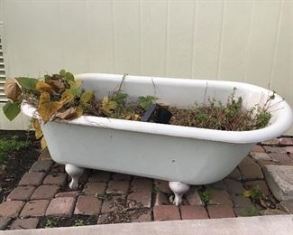 Cast iron Bath Tub