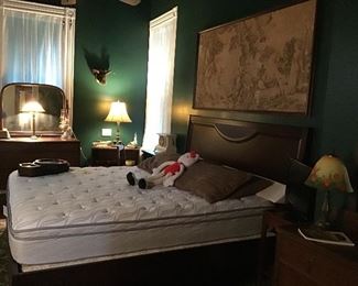 King size Bed with Serta Mattress