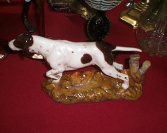 8" Royal Doulton pointer dog figure