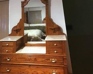 Awesome oak dresser, marble top 4 drawers