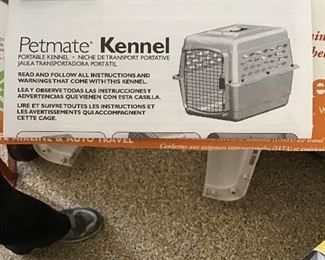 Pet mate Kennel. New with box