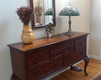 Buffet, with cabriole legs