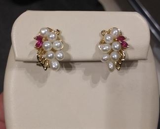 Ruby and Pearl Earrings in Gold