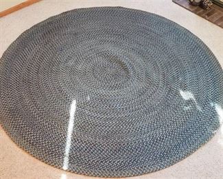 Blue & Cream Braided Round Rug - 7 1/2 ft. diameter