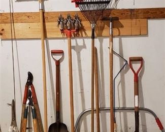 Lot of Long Handle Yard Tools and Tree Pruners/Saw