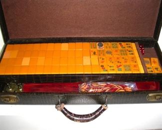 Mahjong set