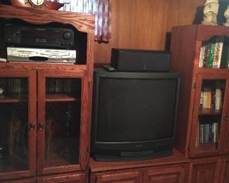 Very nice entertainment center