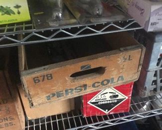 Vintage wooden Pepsi-Cola box