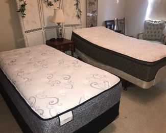 adjustable twin bed