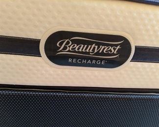 Queen Beautyrest mattress label