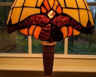 Tiffany style stained glass table lamp.