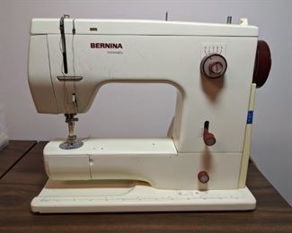 Swiss Miss! Yep, here she is, a vintage Bernina "Minimatic" sewing machine, with original instruction manual, thread, table and carrying case. 