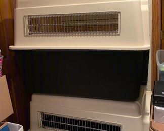 Large pet kennels