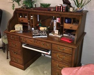 roll top desk
