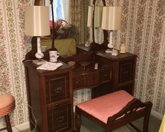 antique vanity with chair