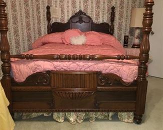 antique full size bed