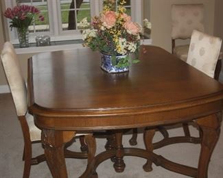 DINING TABLE $795