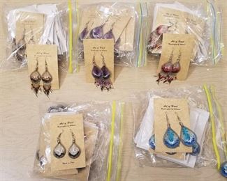approximately 125 pair of earrings - art of hand - handcrafted by artisans