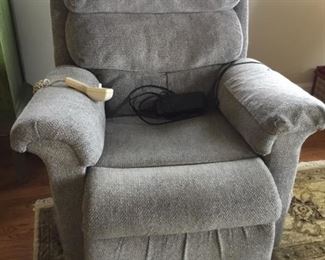 Lift chair 