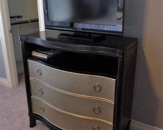 Four pc bedroom set